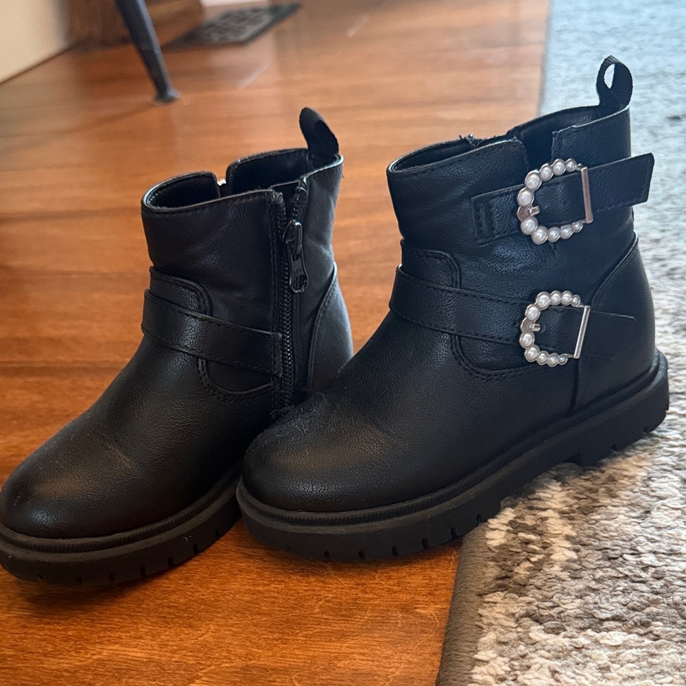 Cat & Jack Black Kids Pearl Buckle Ankle Boots